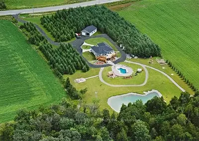 211 Valentia Road, Kawartha Lakes, On K0m 2c0