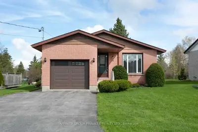 18 Parkside Drive, Kawartha Lakes, On K9v 5x8