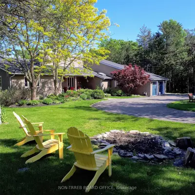 56 Sandy Cove Drive, Prince Edward County, On K8n 4z7