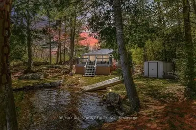 2942 Lovesick Lake, North Kawartha, On K0l 2h0