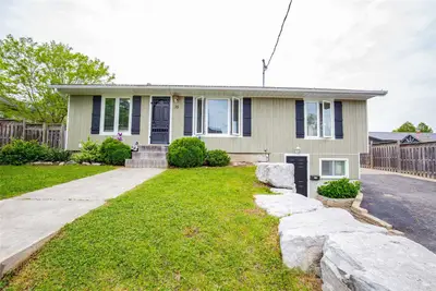 35 Wellington Street, Brant, ON N3L 1S9