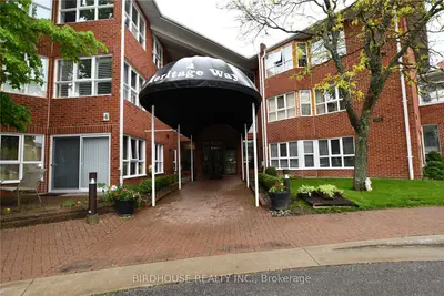 4 Heritage Way 107, Kawartha Lakes, On K9v 5z2