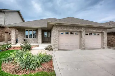 240 Falcon Drive, Woodstock, On N4t 0a1
