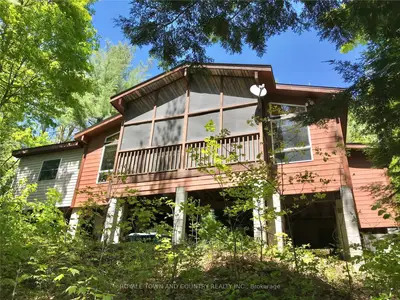 1360 Lake Lorraine Road, Highlands East, On K0m 1s0
