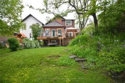 6 Peel Street, Kawartha Lakes, On K9v 3l7