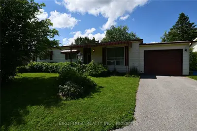 21 Park Street, Kawartha Lakes, On K9v 4r1