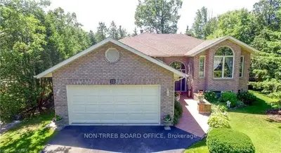 18 Patricia Place, Kawartha Lakes, On K0m 1a0