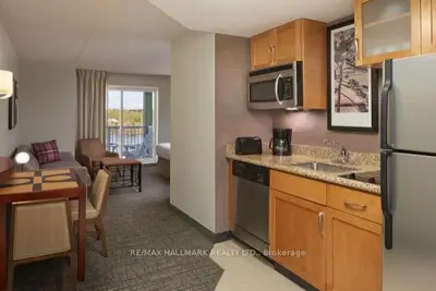 285 Steamship Bay Road 118, Gravenhurst, On P1p 1z9