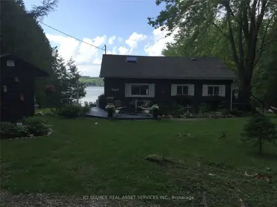 810 Eighth Street, Centre Wellington, On N0b 1j0