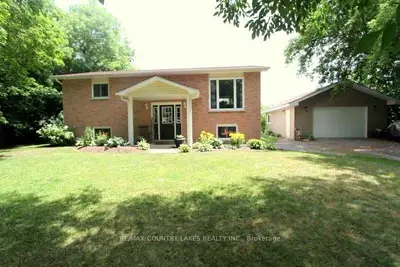 19 Richmond Street W, Kawartha Lakes, On K0m 2b0