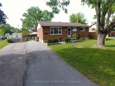 140 King Street, Kawartha Lakes, On K0m 2t0