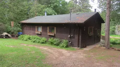 26 Riverside Court, Hastings Highlands, On K0l 1c0