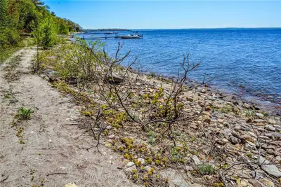 1984 Island 404/quarry Is, Georgian Bay, On P0e 1e0