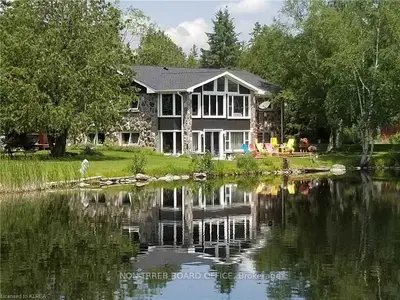 1696 County Road 121, Kawartha Lakes, On K0m 1n0