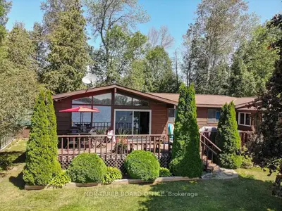 24 Sturgeon Glen Road, Kawartha Lakes, On K0m 1n0