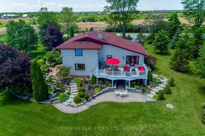 832 Post Road, Kawartha Lakes, On K0l 2x0