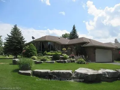 43 Olde Forest Lane, Kawartha Lakes, On K0m 1a0