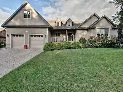 10 Lorraine Avenue, Tillsonburg, On N4g 4v3