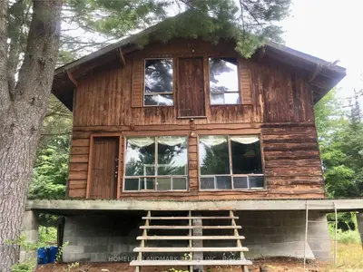 379 Pinery Road, Kawartha Lakes, On K0m 1c0