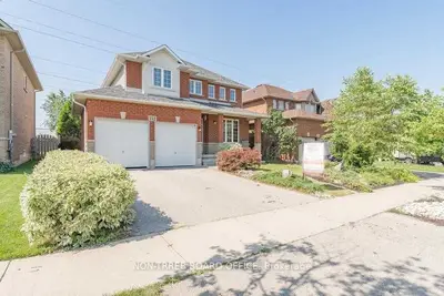 Detached in Hamilton
