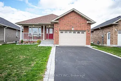 7 Newton Avenue, Kawartha Lakes, On K9v 0j4
