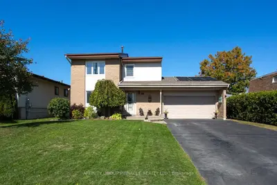 30 Sinclair Street, Kawartha Lakes, On K9v 5c9
