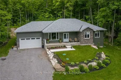 86 Forestview Drive, Trent Lakes, On K0l 1j0