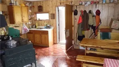 166 Pitman Road, Lake Of The Woods, On P0w 1l0
