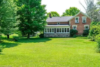 411 Hillhead Road, Kawartha Lakes, On K0l 1m0