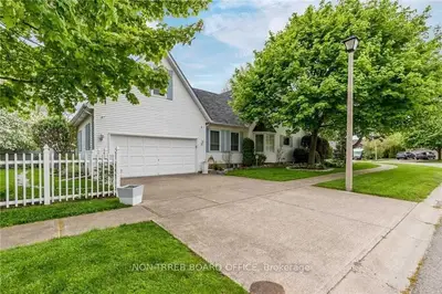 36 The Promenade, Niagara-on-the-lake, On, L0s 1j0
