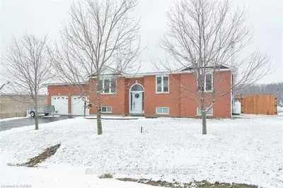 14 Mancini Drive, Kawartha Lakes, On K0m 2t0