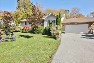 2 John Street, Kawartha Lakes, On K9v 1j2