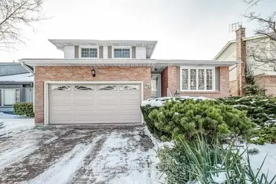 Detached in Hamilton