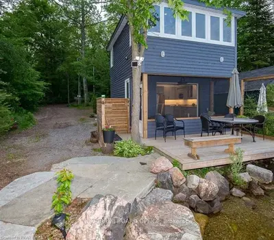 3397 & 3399 Kawartha Park Road, Selwyn, On K0l 2h0