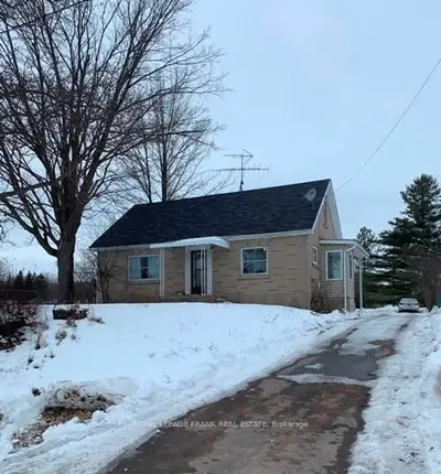944 Highway 7 East Road, Otonabee-south Monaghan, On K9j 6x7