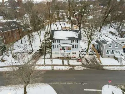 34 Cavan Street, Port Hope, ON L1A 3B4