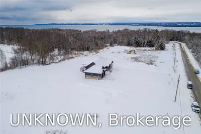 118 Balmy Beach Road, Georgian Bluffs, ON N4K 5N4