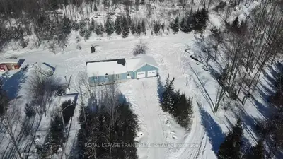 3747 Monck Road, Kawartha Lakes, On K0m 2l0