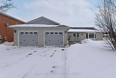 310 Victoria Avenue N, Kawartha Lakes, On K9v 5t8