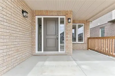 20 Brookfield Avenue, Ingersoll, On N5c 0b5