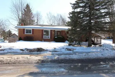 42 George Street E, Havelock-belmont-methuen, On K0l 1z0