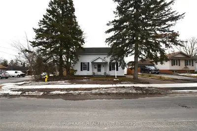 29 George Street E, Kawartha Lakes, On K9v 1w4