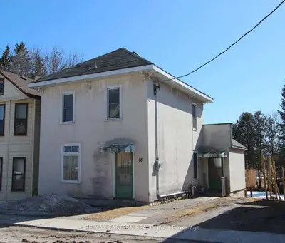 18 George Street E, Havelock-belmont-methuen, On K0l 1z0