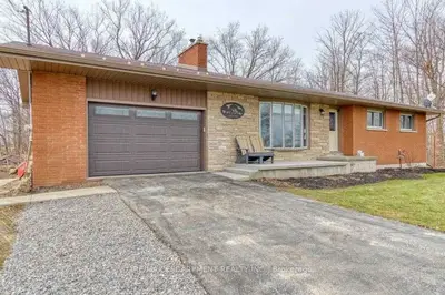 8102 #20 Highway, West Lincoln, On L0r 2a0