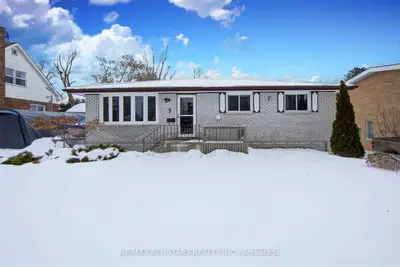 5 Maryknoll Avenue, Kawartha Lakes, On K9v 1a7