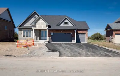 53 Summer Breeze Drive, Prince Edward County, On K0k 1l0