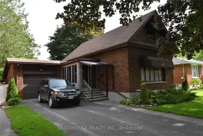 102 Colborne Street W, Kawartha Lakes, On K9v 3t3