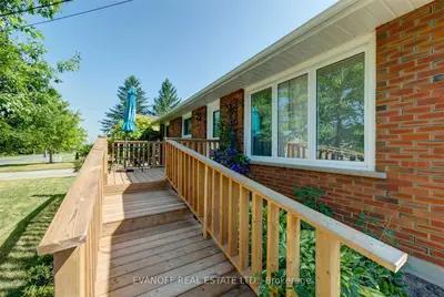 48 St George Street, Kawartha Lakes, On K9v 4r5