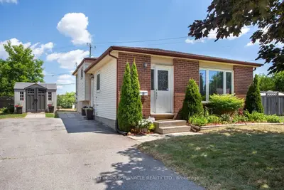 10 Hazel Street, Kawartha Lakes, On K9v 5m2