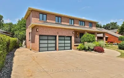 Detached in Hamilton